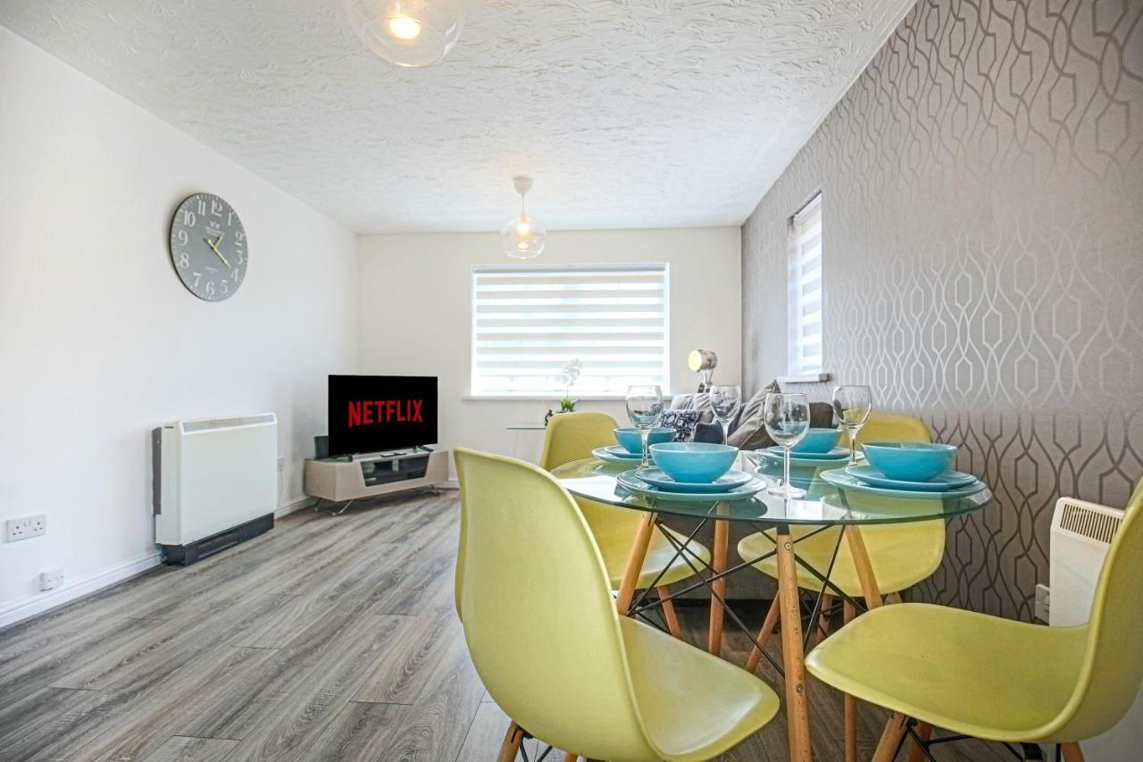Delightful 2 Bed Apartment For Bicester Outlet Shopping By Platinum Key Properties Экстерьер фото
