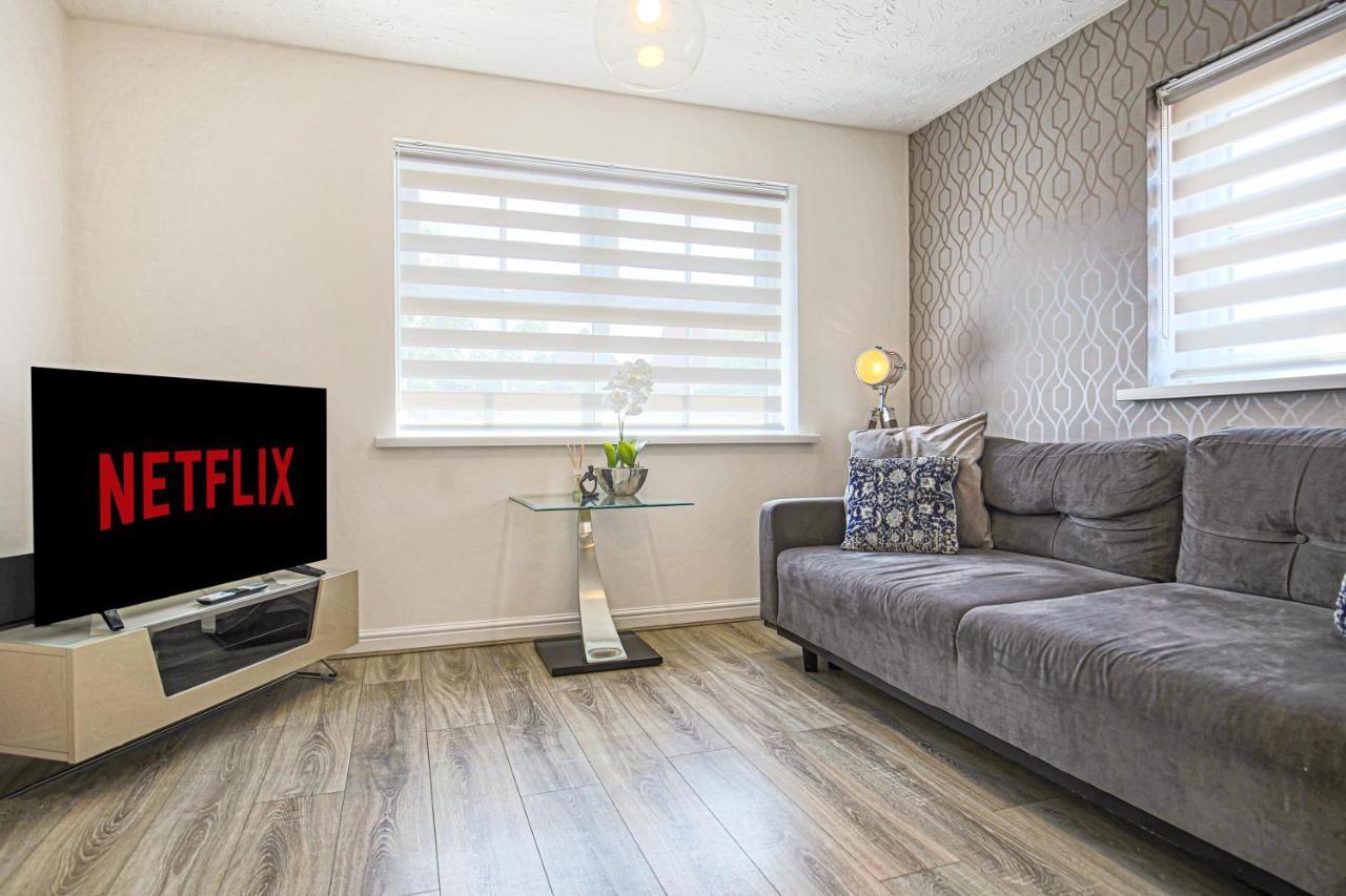 Delightful 2 Bed Apartment For Bicester Outlet Shopping By Platinum Key Properties Экстерьер фото